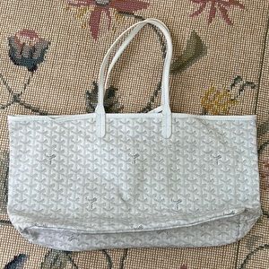 White tote bag!